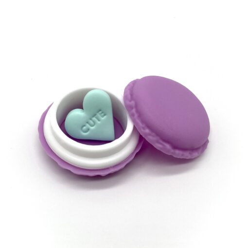 Pin „CUTE“ inkl. Macaron Schmucketui