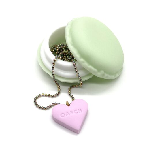 Halskette "OASCH“ inkl. Macaron Schmucketui